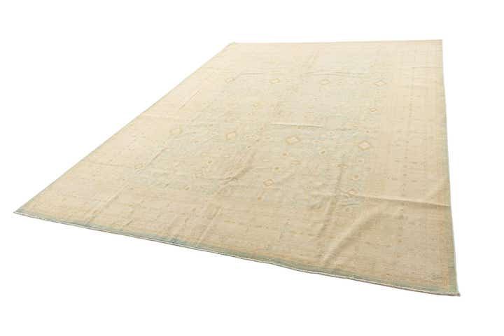 9' 9 x 13' 2 Hand Knotted Ziegler Rug