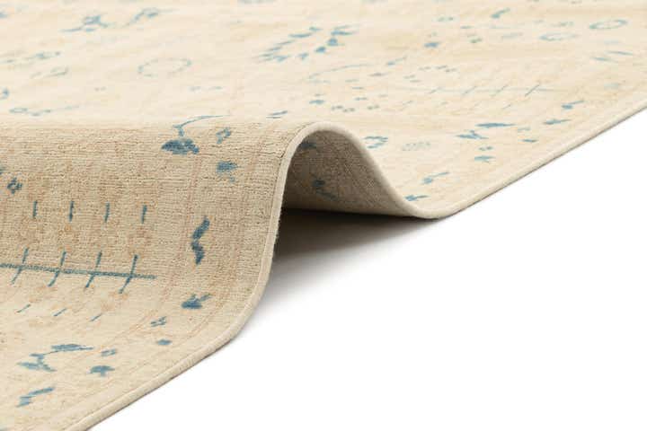 6' 8 x 9' 8 Hand Knotted Ziegler Rug