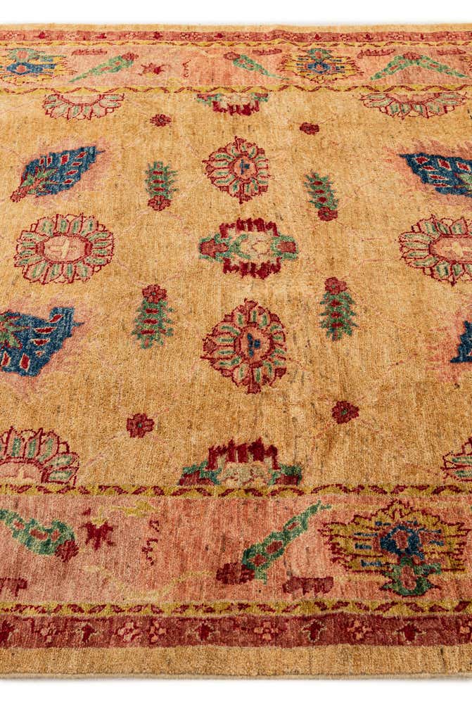 5' 6 x 7' 3 Hand Knotted Ziegler Wool Rug
