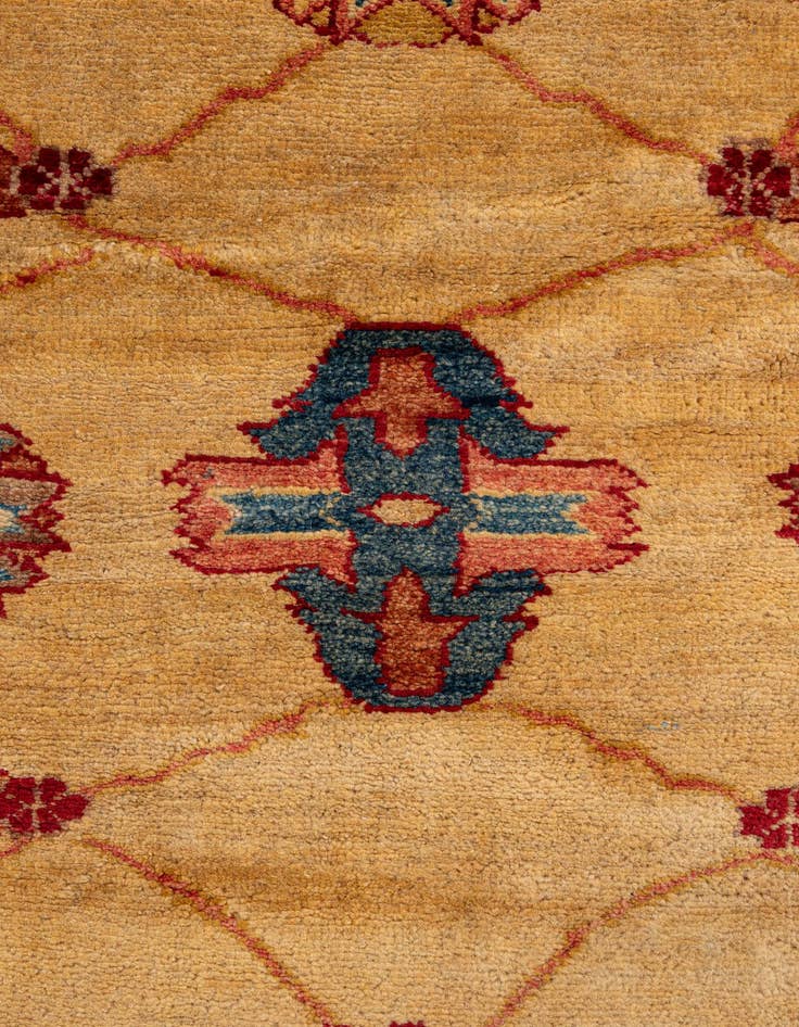 Detail image of 5' 9 x 7' 7  Hand Knotted Ziegler Wool Rug