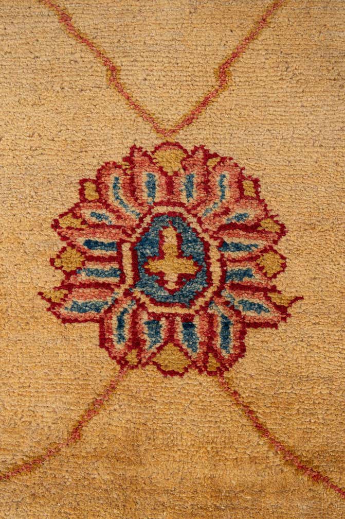 5' 9 x 7' 7 Hand Knotted Ziegler Wool Rug