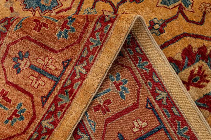 6' 8 x 9' 5 Hand Knotted Ziegler Wool Rug