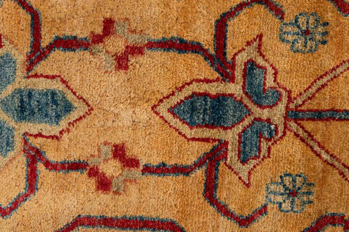 6' 8 x 9' 5 Hand Knotted Ziegler Wool Rug