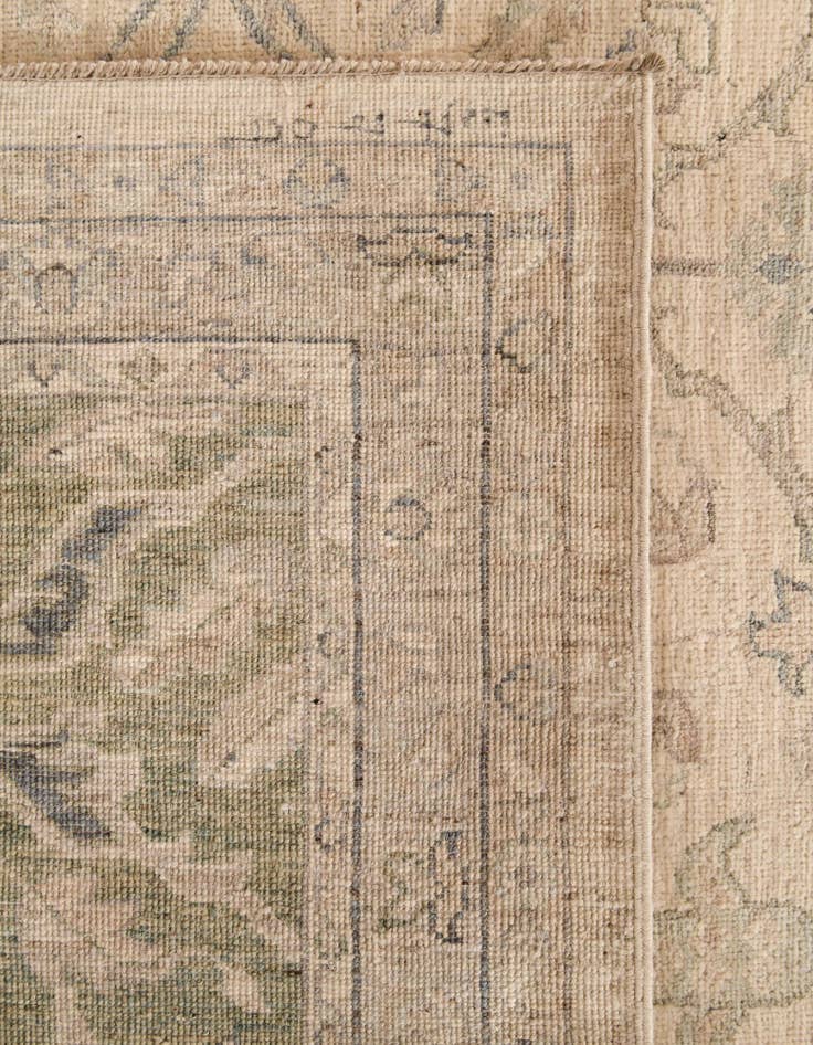 Detail image of 11' 9 x 14' 7 Hand Knotted Ziegler Oriental Rug