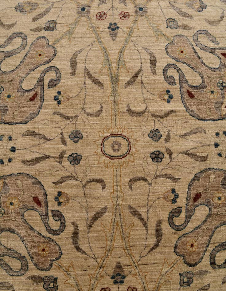 Detail image of 11' 8 x 15' 1 Hand Knotted Ziegler Oriental Rug