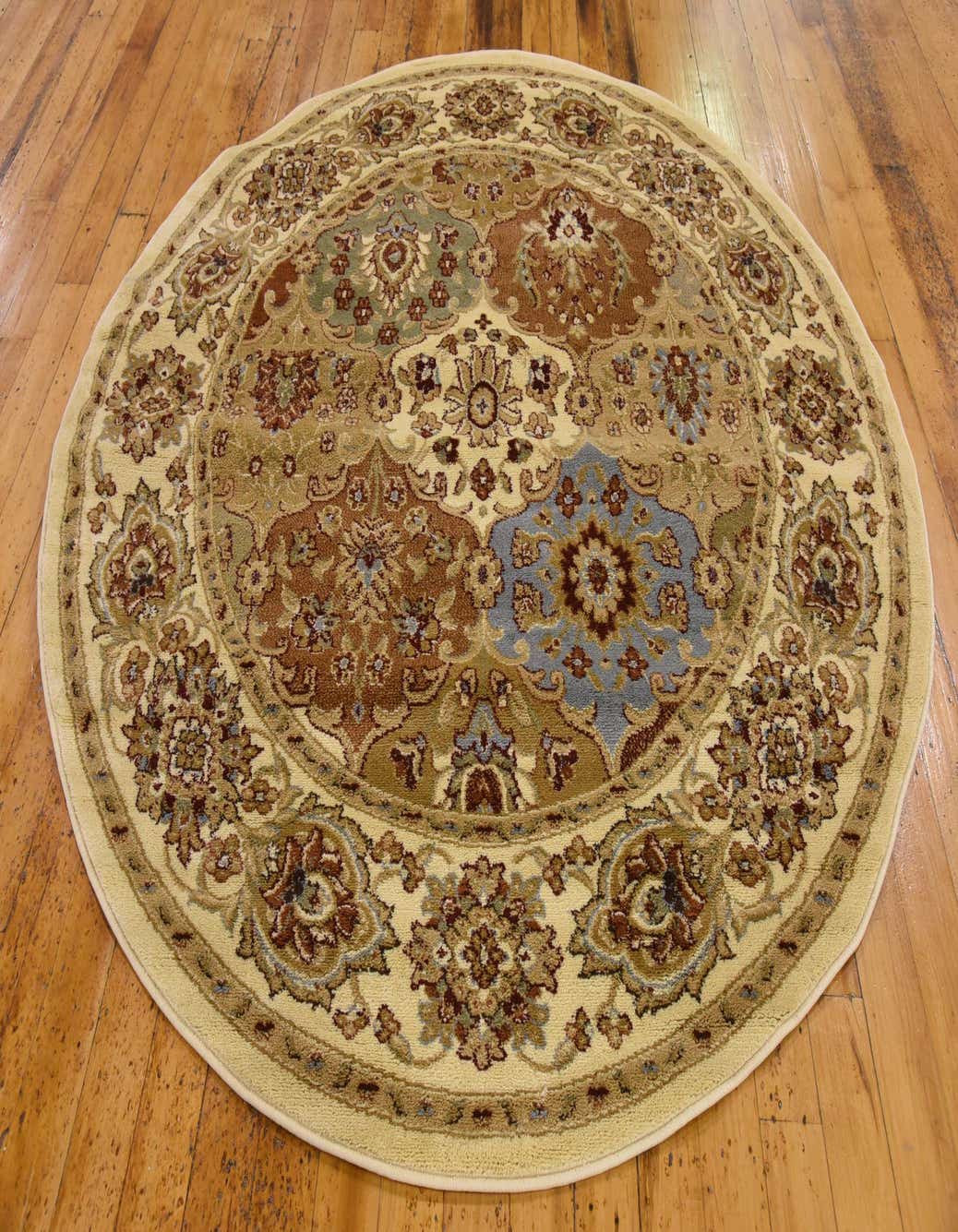 Detail image of 185cm x 185cm Classic Agra Round Rug