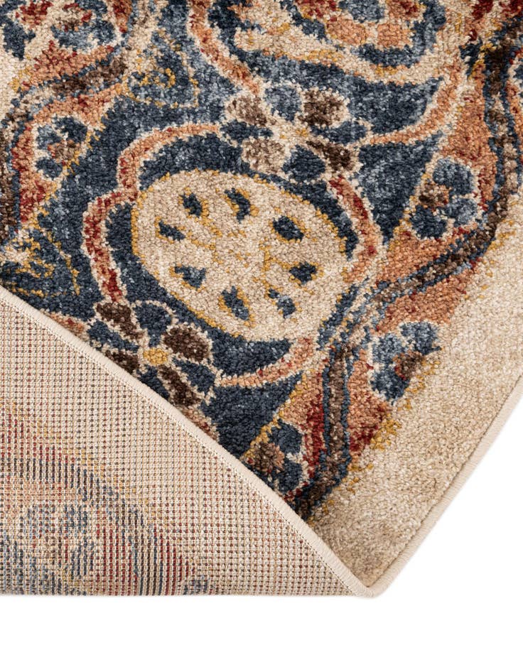 Detail image of 8' x 8' Arcadia Round Rug