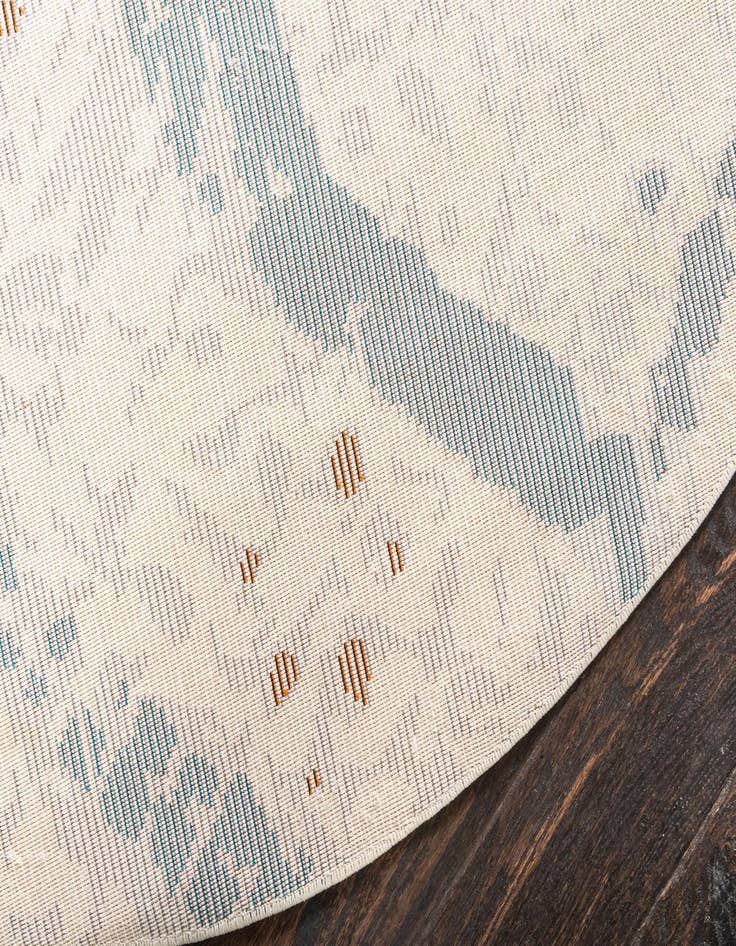 Detail image of 8' x 8'  Washable Casablanca Round Rug