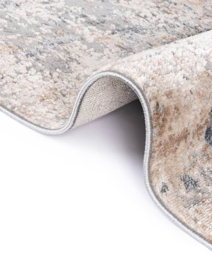 Detail image of 4' x 4' Caspian Round Rug