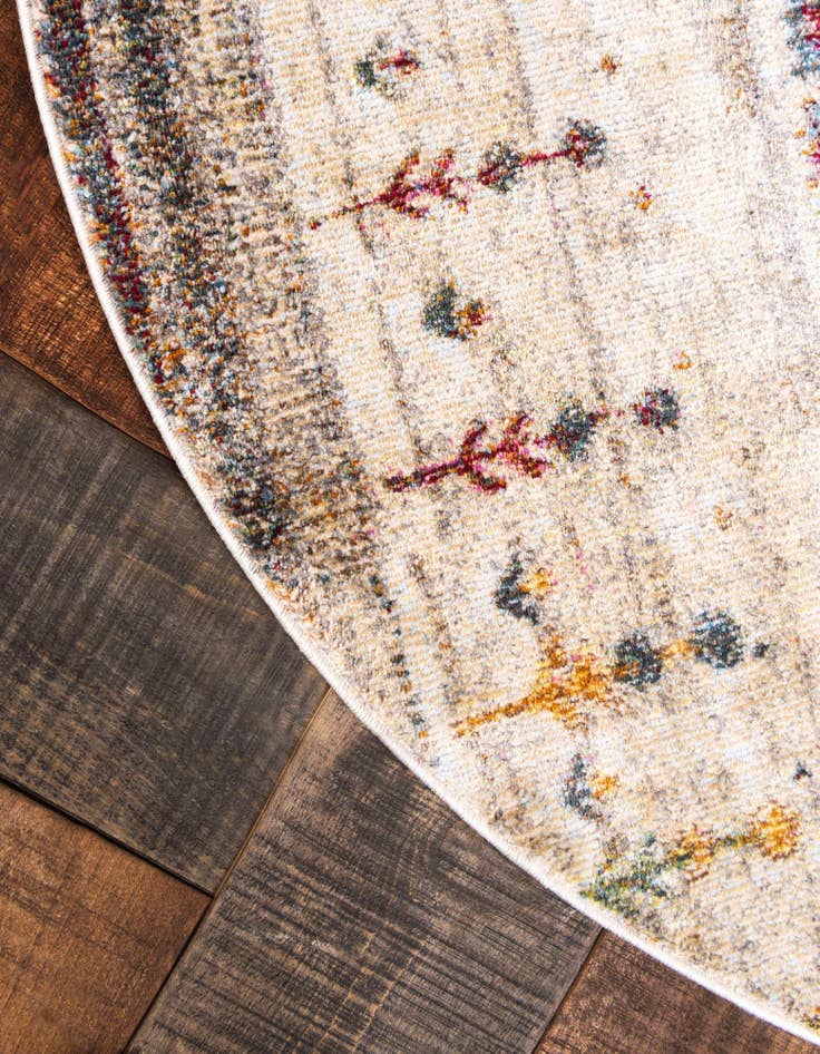 Detail image of 8' 2 x 8' 2 Dakota Round Rug