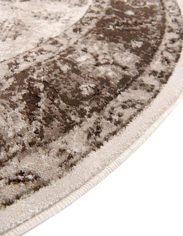 Detail image of 5' x 5' Himalaya Round Rug