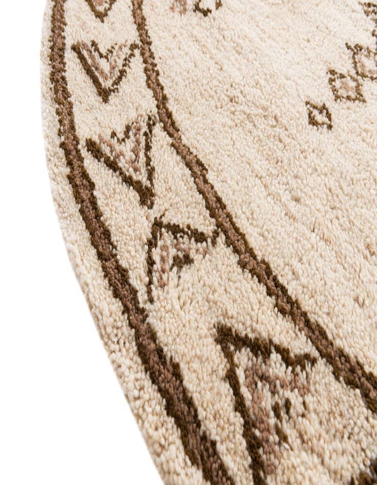 Detail image of 6' 7 x 6' 8  Hand Knotted Moroccan Wool Round Rug