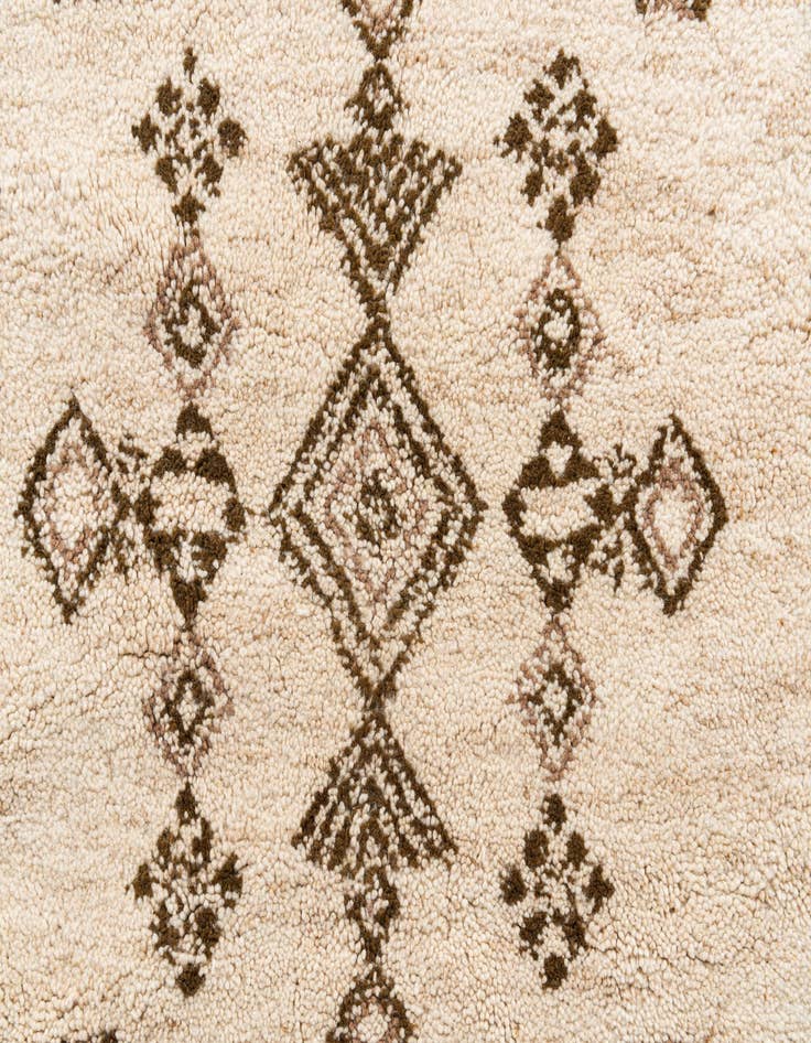 Detail image of 6' 7 x 6' 8  Hand Knotted Moroccan Wool Round Rug