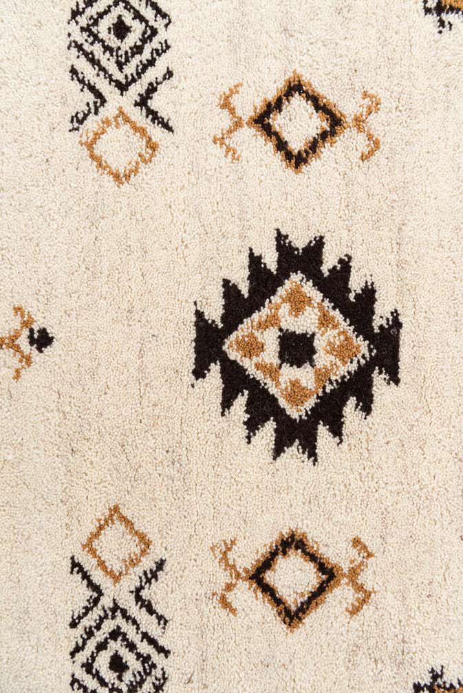 6' 6 x 6' 6 Hand Knotted Moroccan Wool Round Rug