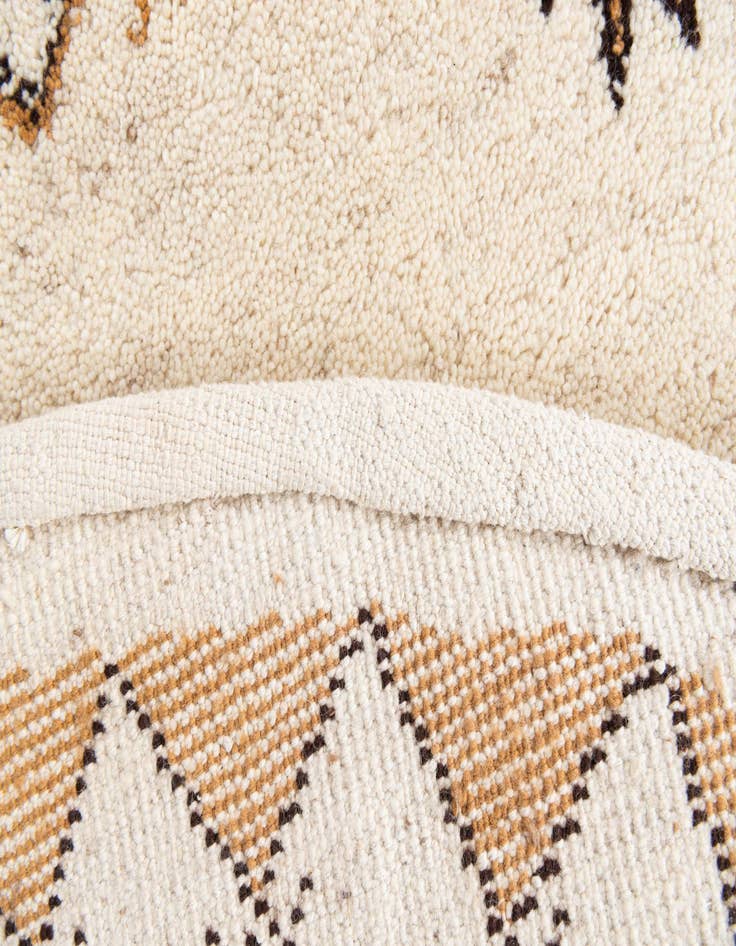 Detail image of 6' 6 x 6' 6  Hand Knotted Moroccan Wool Round Rug