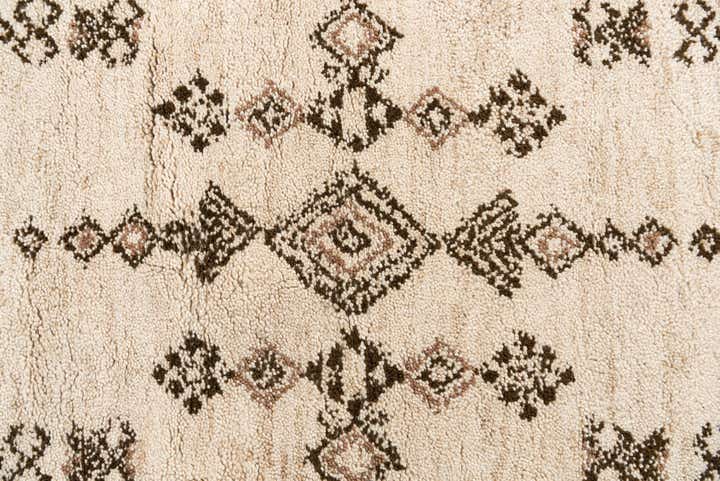 6' 6 x 6' 10 Hand Knotted Moroccan Wool Round Rug