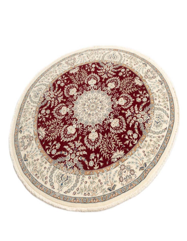 Detail image of 6' 7 x 6' 7 Nain Round Rug