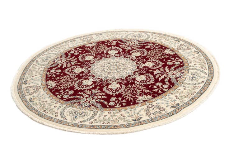 Detail image of 6' 7 x 6' 7 Nain Round Rug
