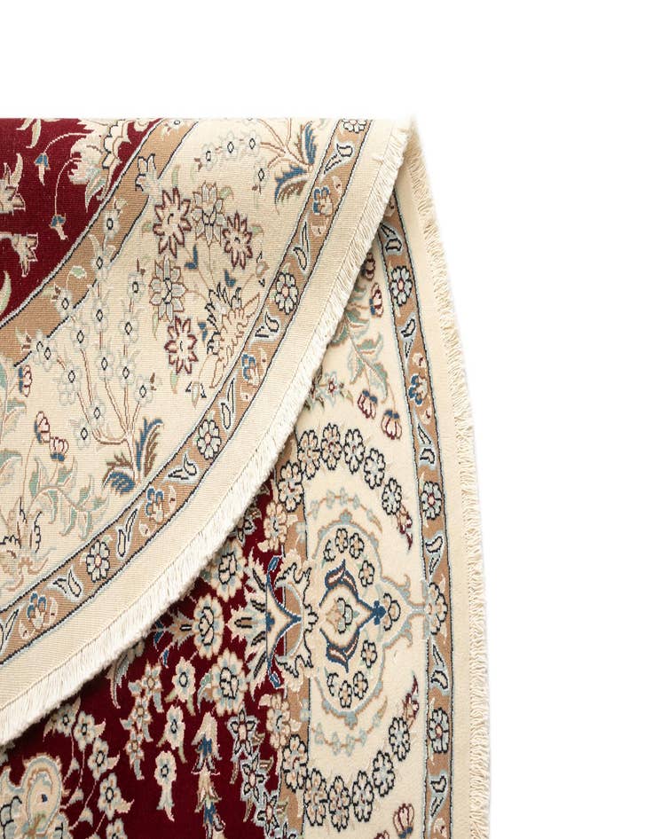 Detail image of 6' 7 x 6' 7 Nain Round Rug