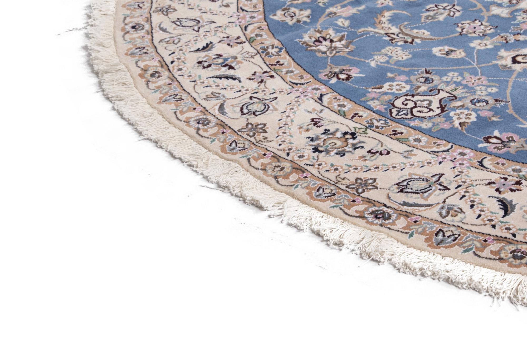 8' 2 x 8' 4 Nain Round Rug