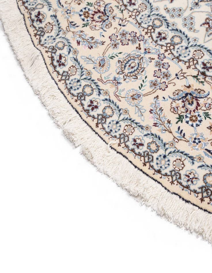 Detail image of 7' 10 x 7' 10 Nain Round Rug