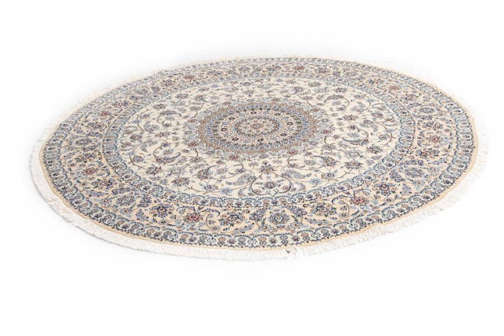 Detail image of 8' 1 x 8' 1 Nain Round Rug