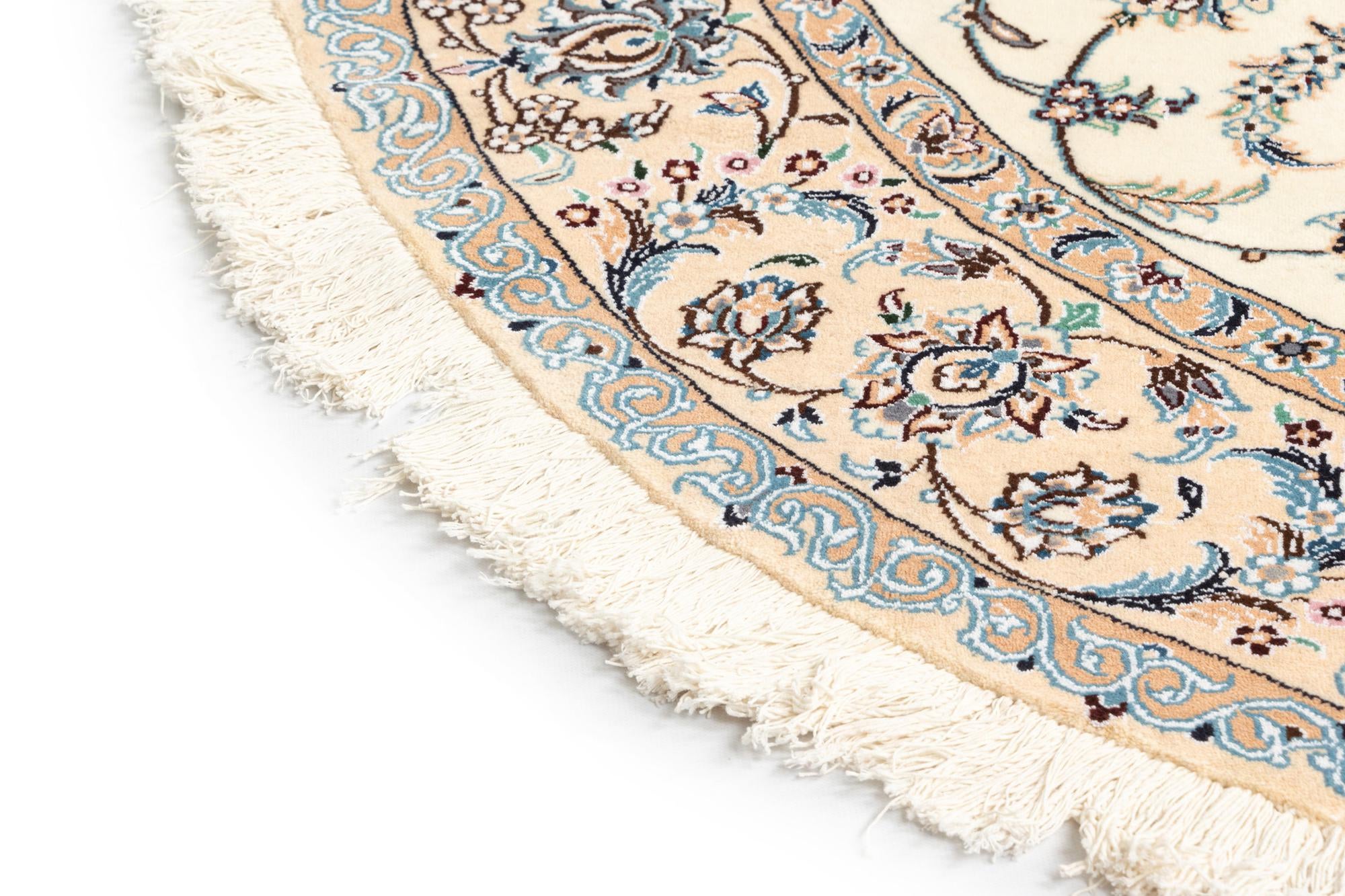 7' 6 x 7' 6 Nain Round Rug