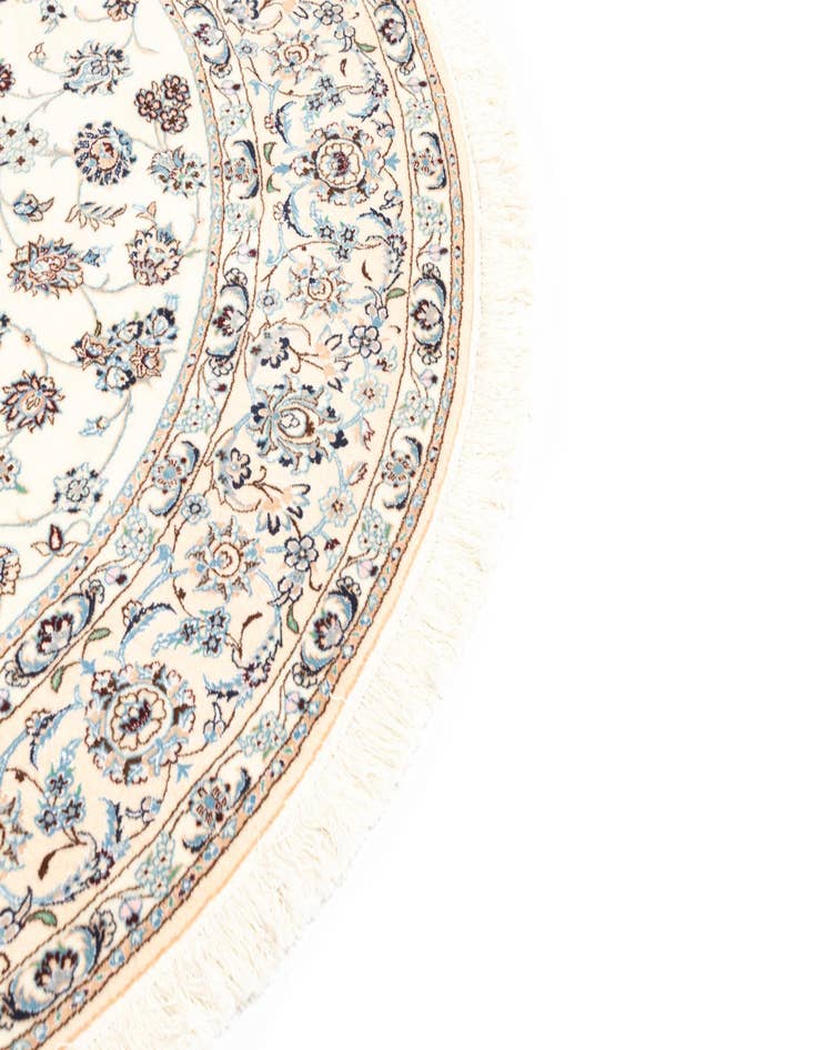 Detail image of 6' 6 x 6' 7 Nain Round Rug