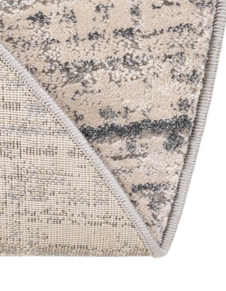 Detail image of 4' x 4' Oasis Round Rug