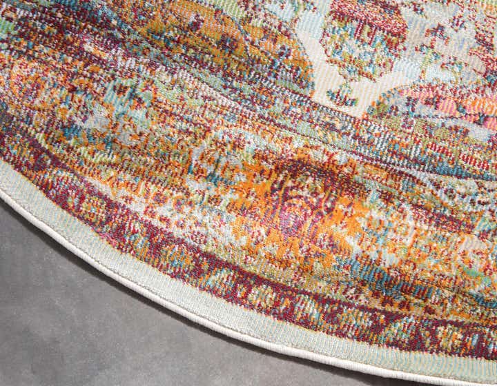 5' 5 x 5' 5 Santiago Round Rug