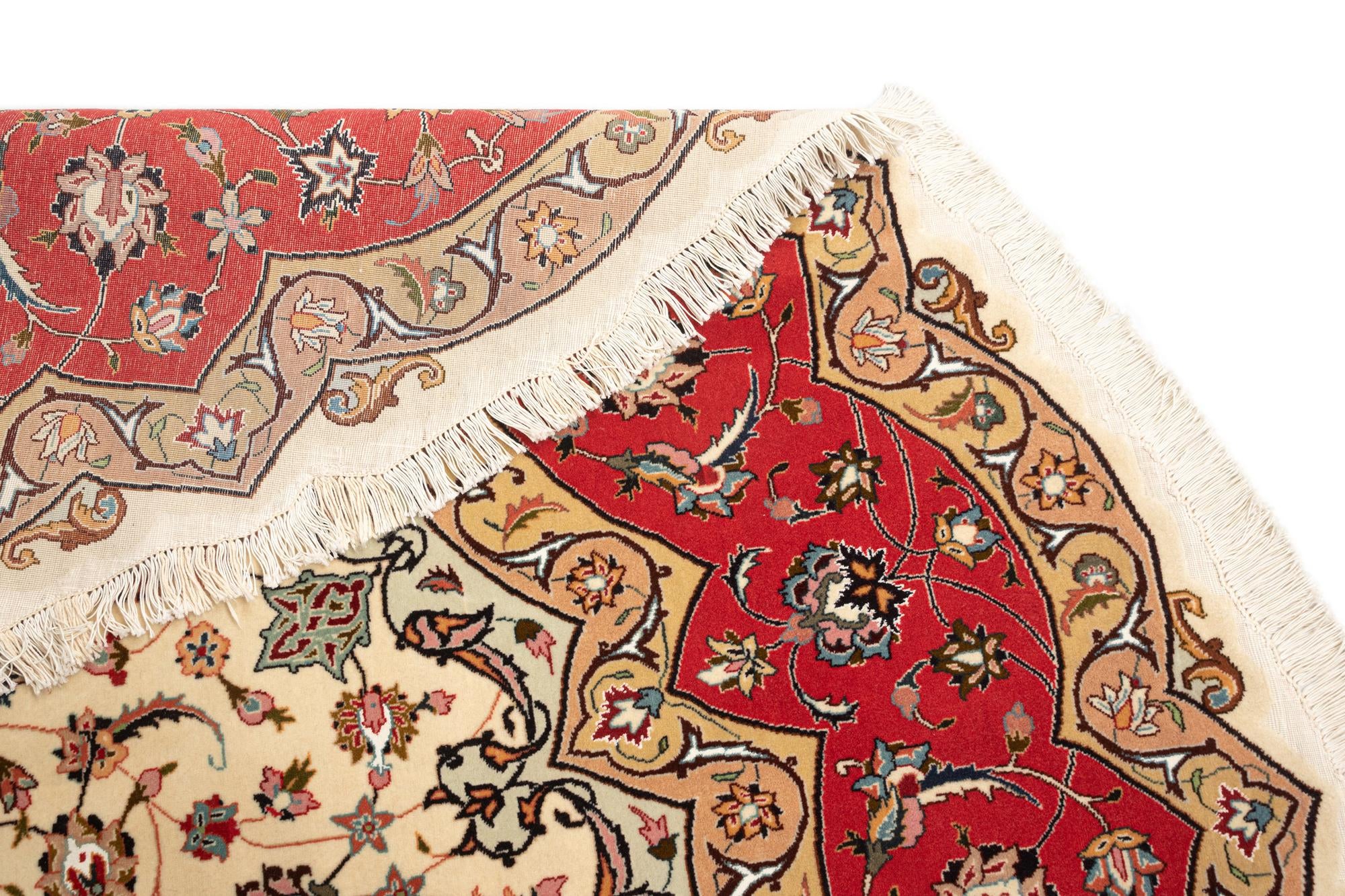 9' 10 x 9' 10 Tabriz Round Rug