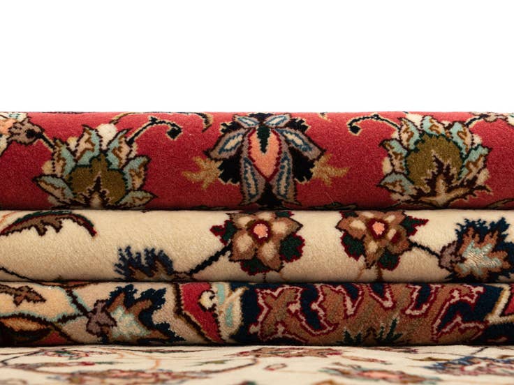 Detail image of 6' 9 x 6' 9 Tabriz Round Rug