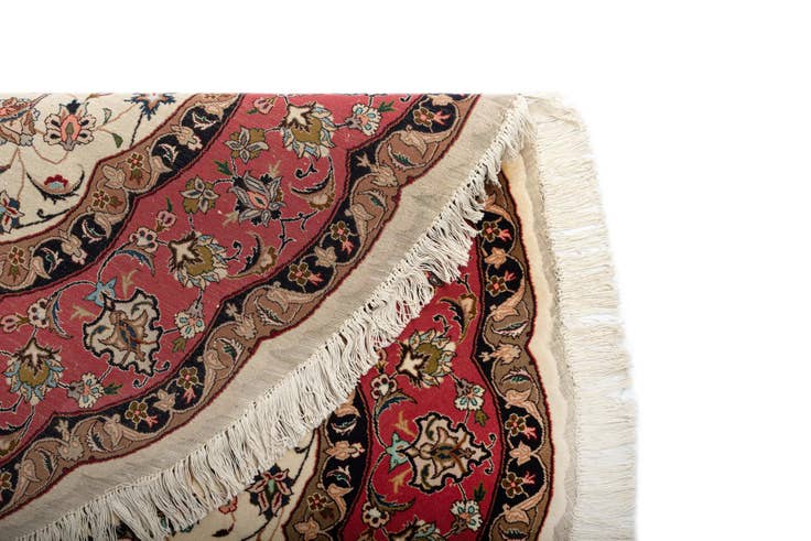 Detail image of 6' 9 x 6' 9 Tabriz Round Rug
