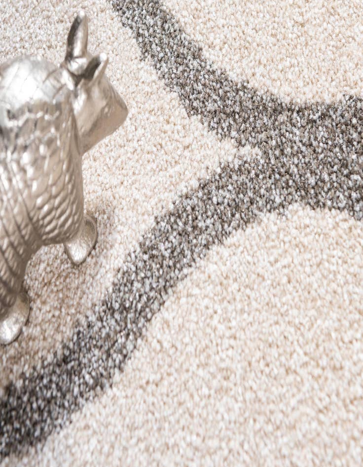 Detail image of 8' x 8' Trellis Round Rug