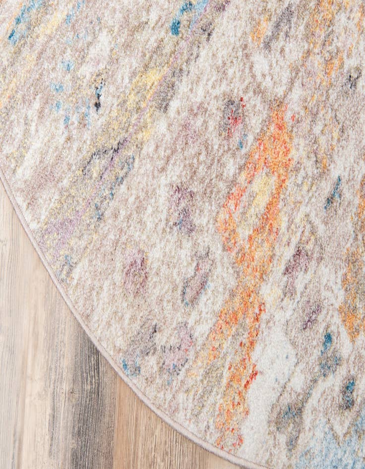 Detail image of 5' x 5' Vega Round Rug