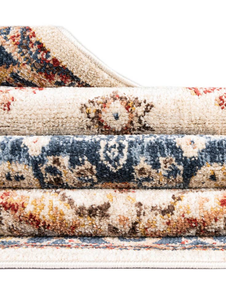 Detail image of 2' 7 x 10' Arcadia Runner Rug