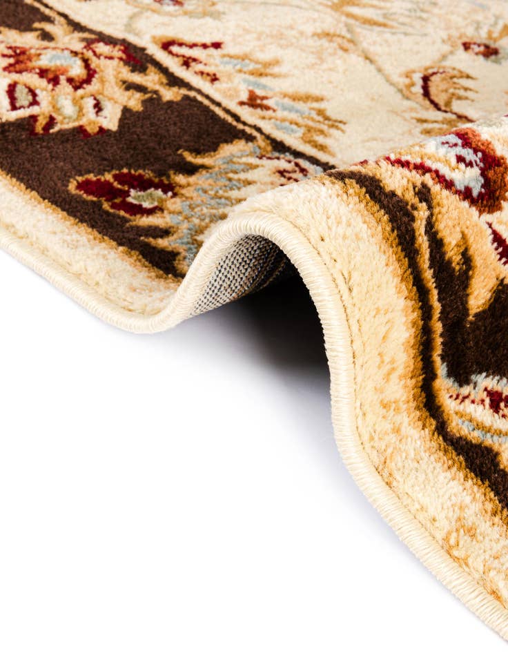 Detail image of 2' 2 x 6' Classic Agra Runner Rug