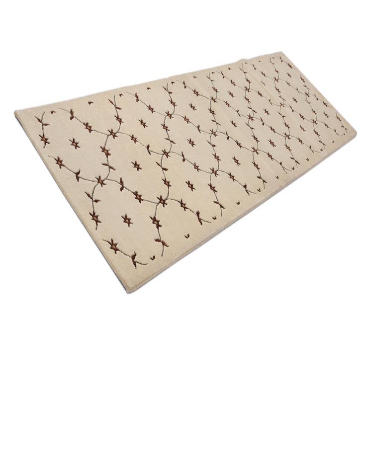 Detail image of 2' 9 x 10'  Hand Knotted Darya Wool Runner Rug