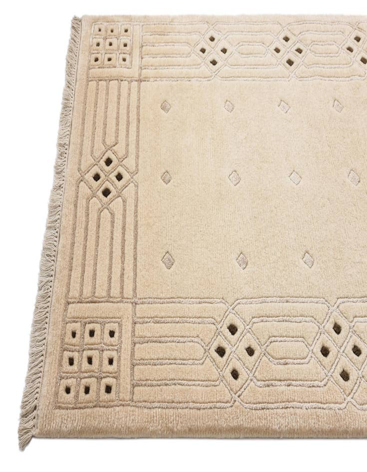 Detail image of 2' 8 x 9' 8  Hand Knotted Darya Wool Runner Rug