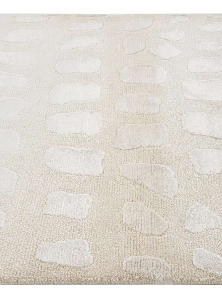 2' 9 x 10' Darya Runner Rug