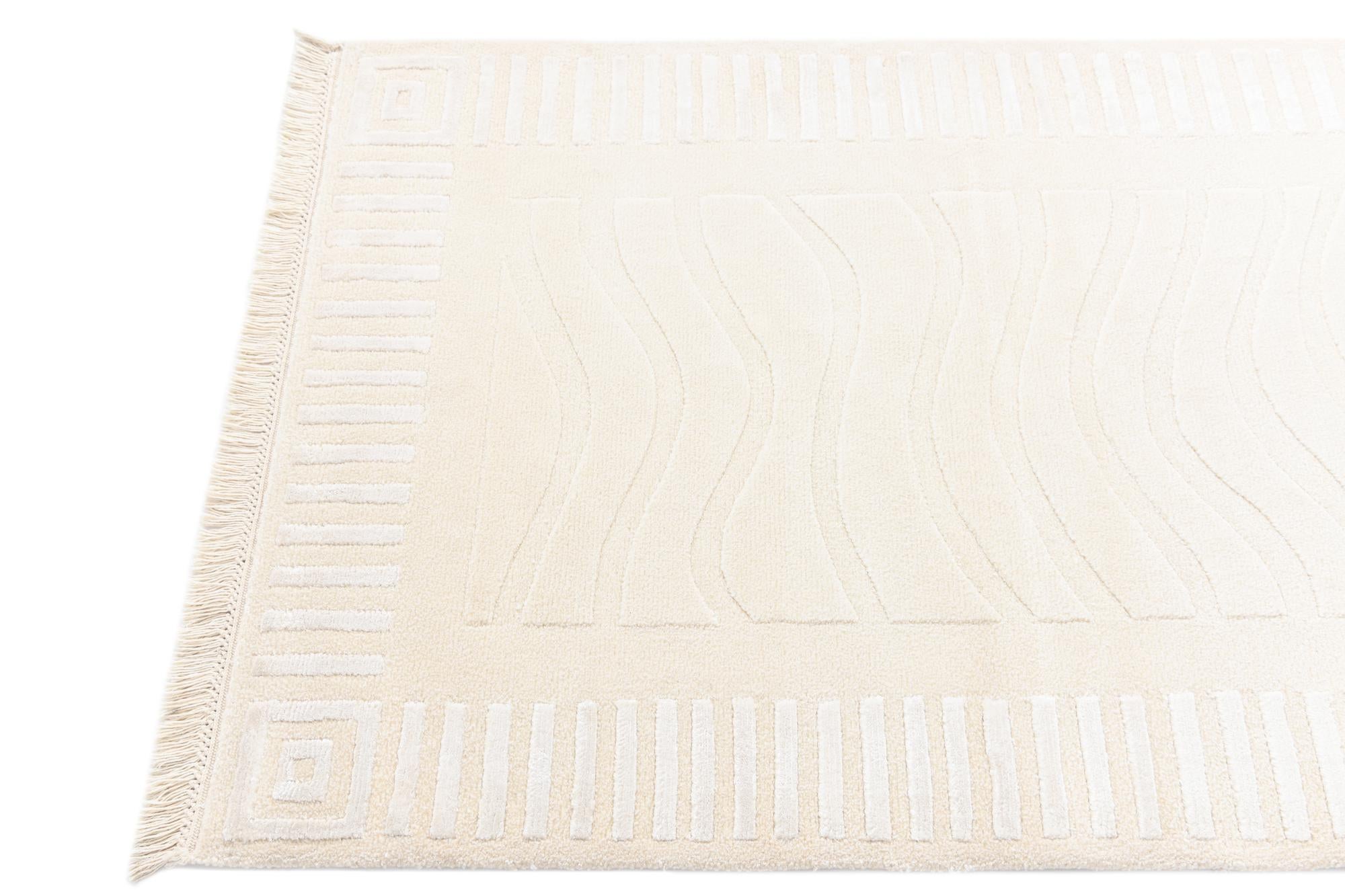2' 11 x 9' 9 Hand Knotted Darya Wool Runner Rug
