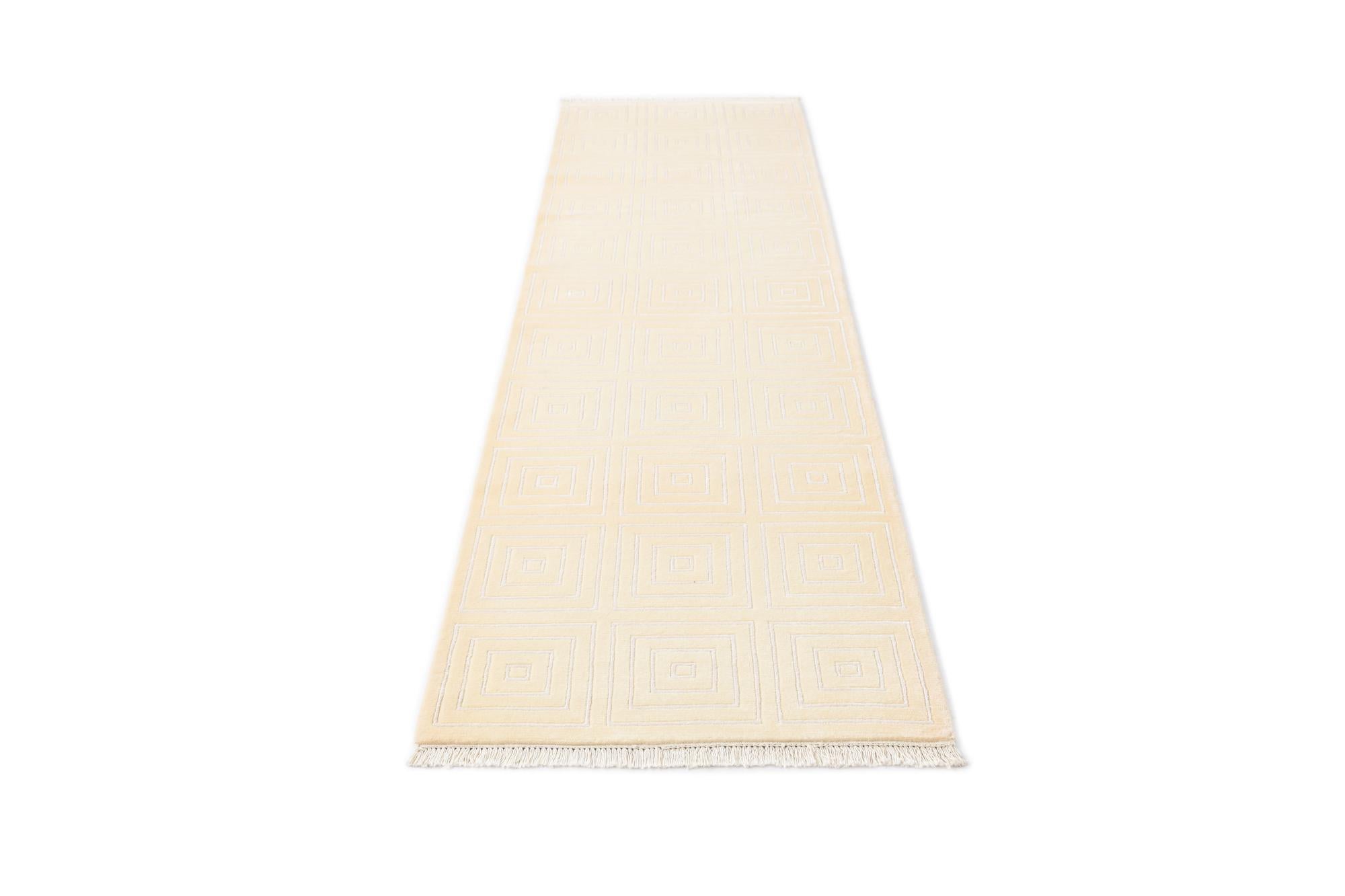 2' 9 x 10' Hand Knotted Darya Wool Runner Rug