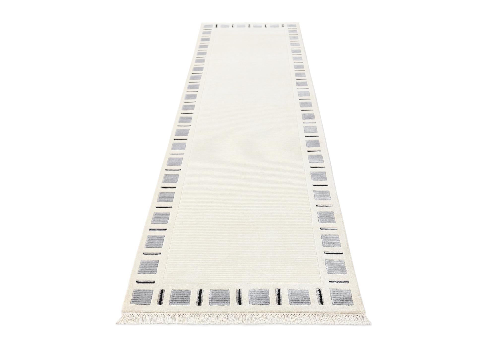 2' 8 x 9' 11 Darya Runner Rug