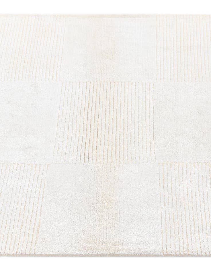 Detail image of 2' 7 x 12' 11 Darya Runner Rug
