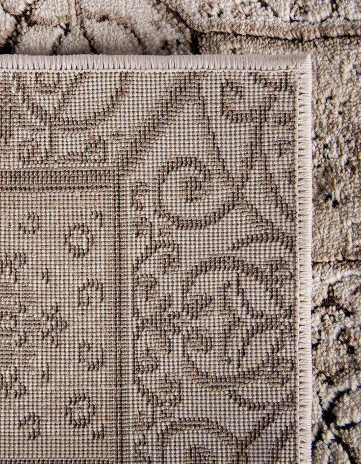 Detail image of 2' x 6' Himalaya Runner Rug