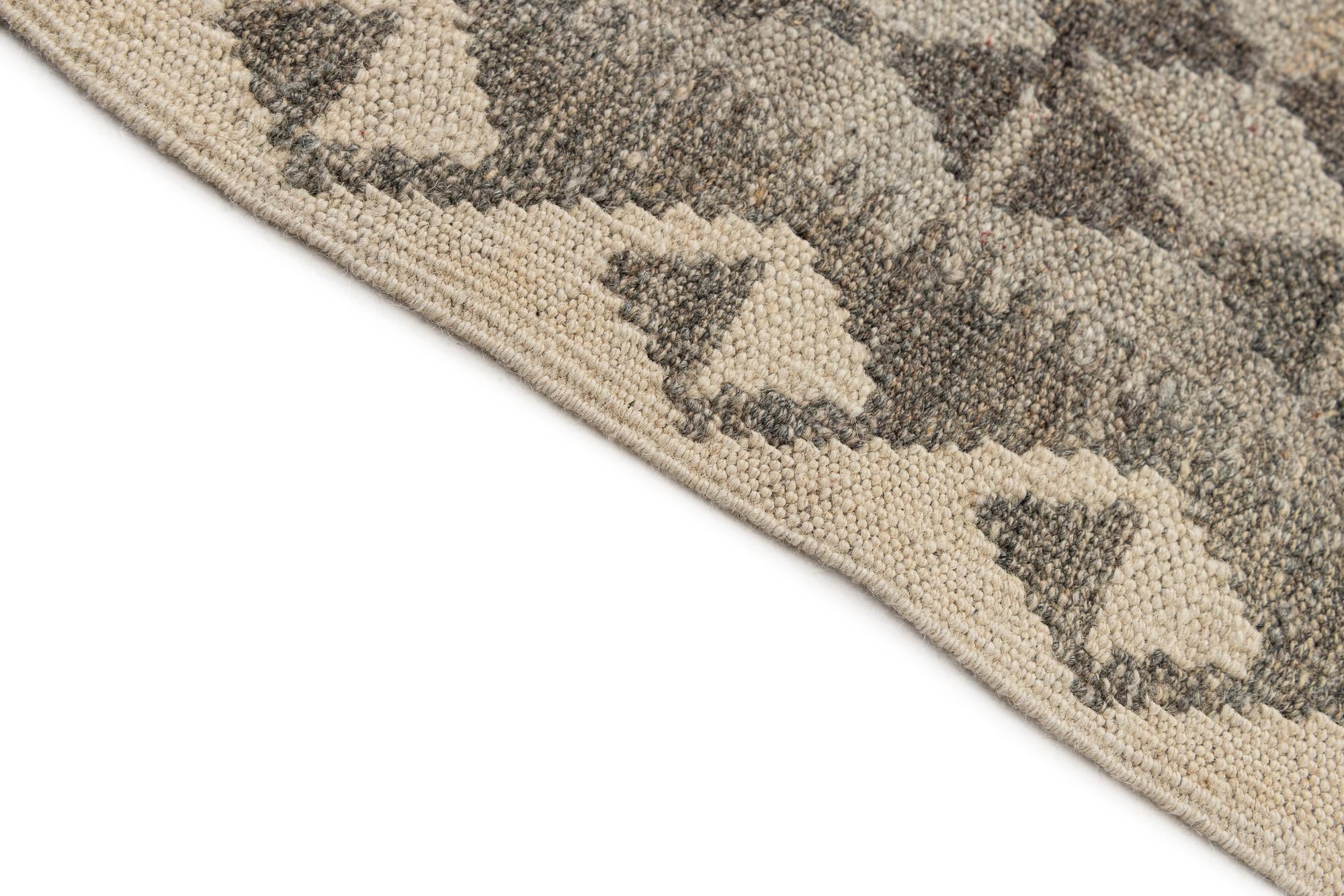 2' 9 x 9' 9 Hand Woven Kilim Maymana Wool Runner Rug