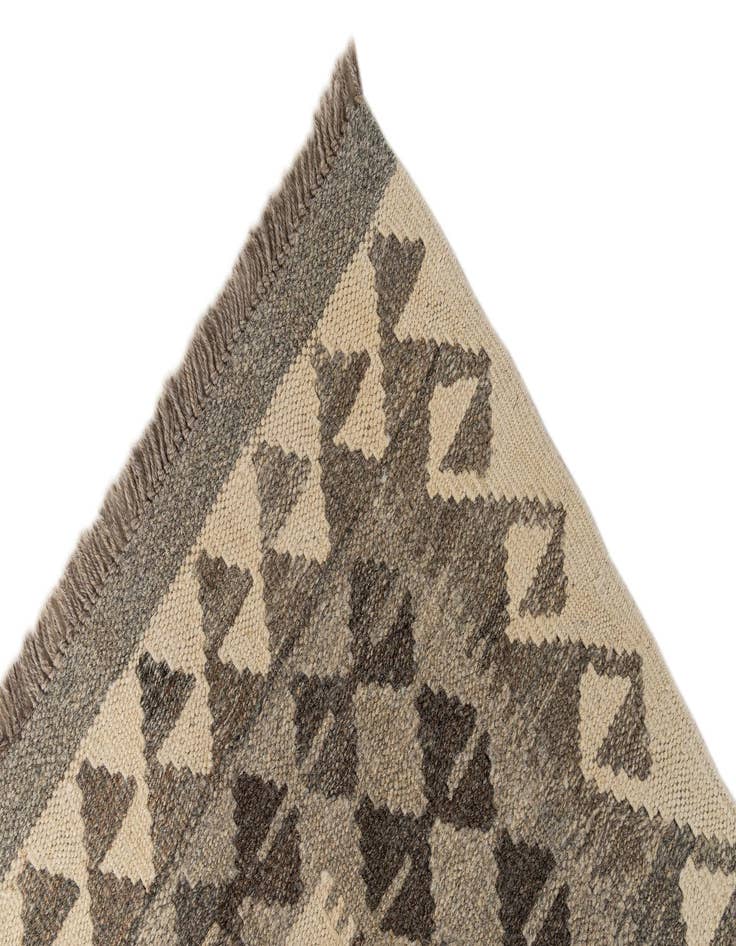 Detail image of 2' 9 x 9' 9  Hand Woven Kilim Maymana Wool Runner Rug