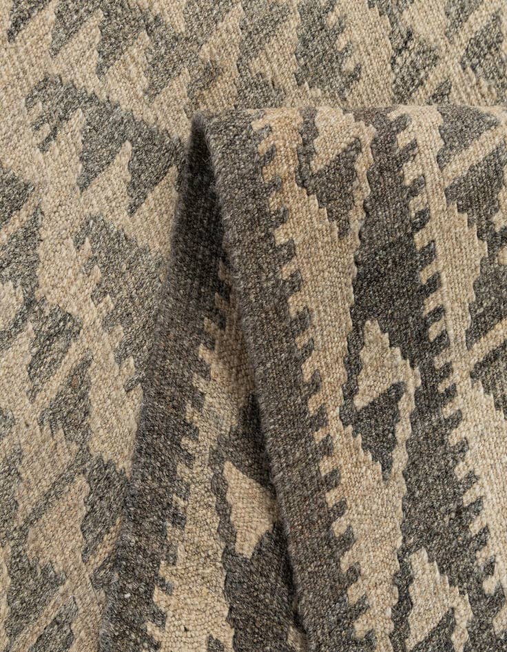 Detail image of 2' 11 x 9' 9  Hand Woven Kilim Maymana Wool Runner Rug