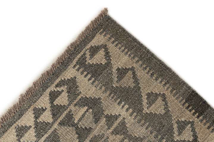 2' 11 x 9' 9 Hand Woven Kilim Maymana Wool Runner Rug