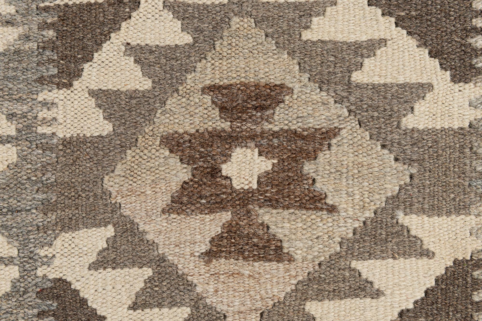 2' 6 x 9' 6 Hand Woven Kilim Maymana Wool Runner Rug